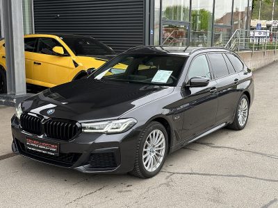 BMW 530e xDrive Touring M-Paket Aut. / Live Cockpit Prof / Pano / AHK / Head Up / LED bei Meyer-Hafner in 